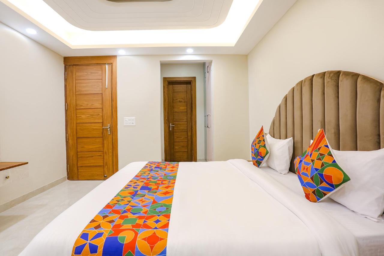 Fabhotel Raahi Retreat Gurgaon Exterior photo
